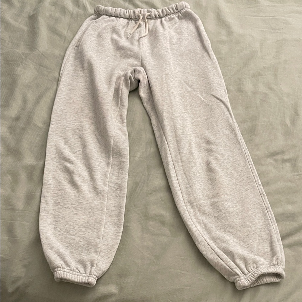 Old Navy Women's Light Gray Joggers